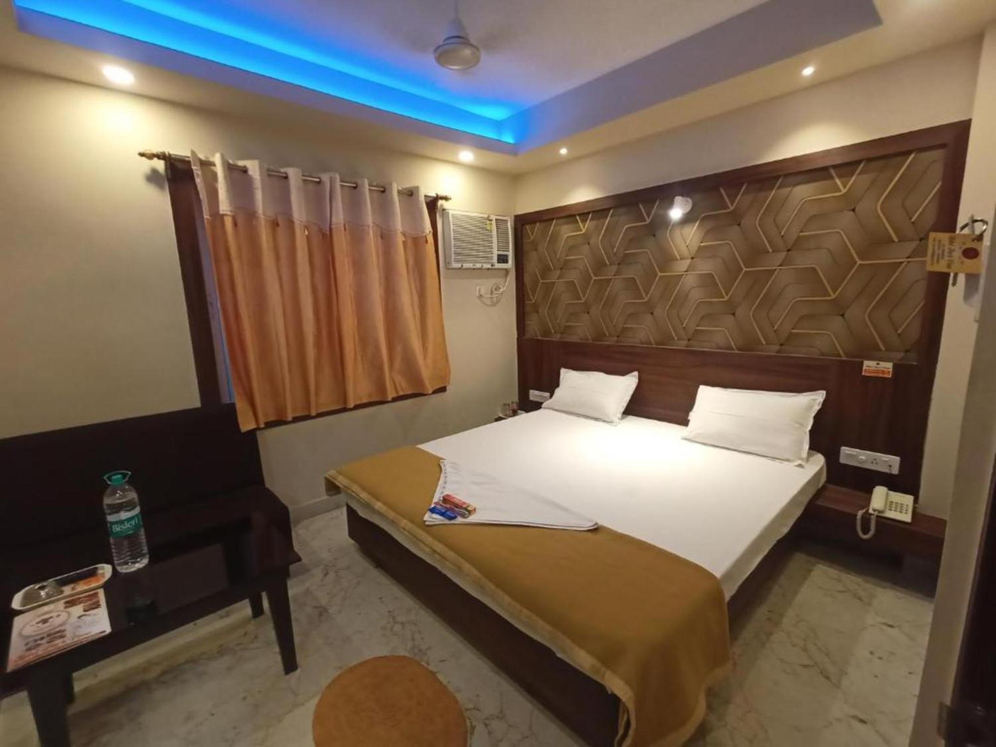 Hotel Park View - Lift Facilities- Near Sea Beach Best Choice Of Travellers By Morservices Puri Eksteriør bilde