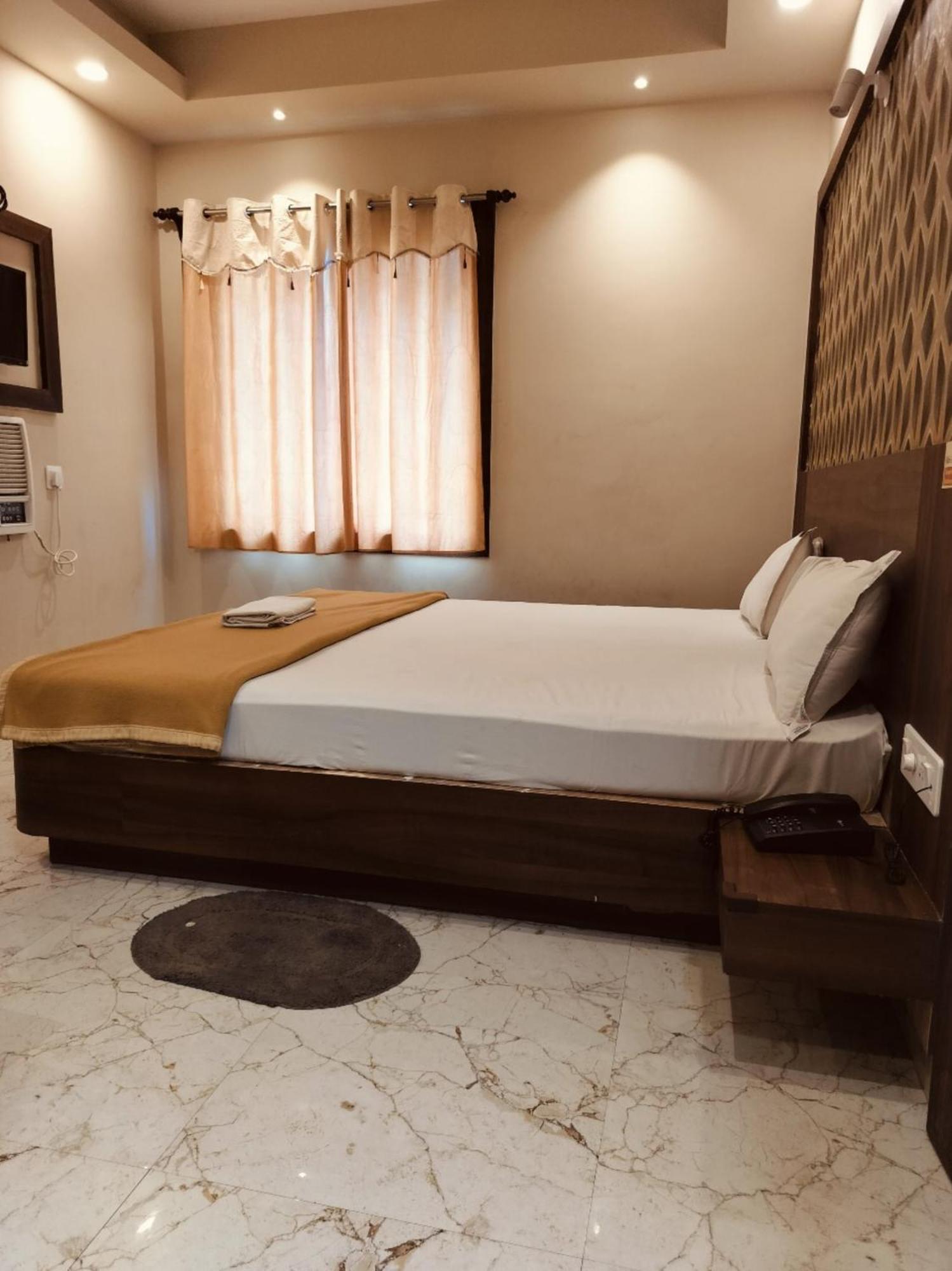Hotel Park View - Lift Facilities- Near Sea Beach Best Choice Of Travellers By Morservices Puri Eksteriør bilde